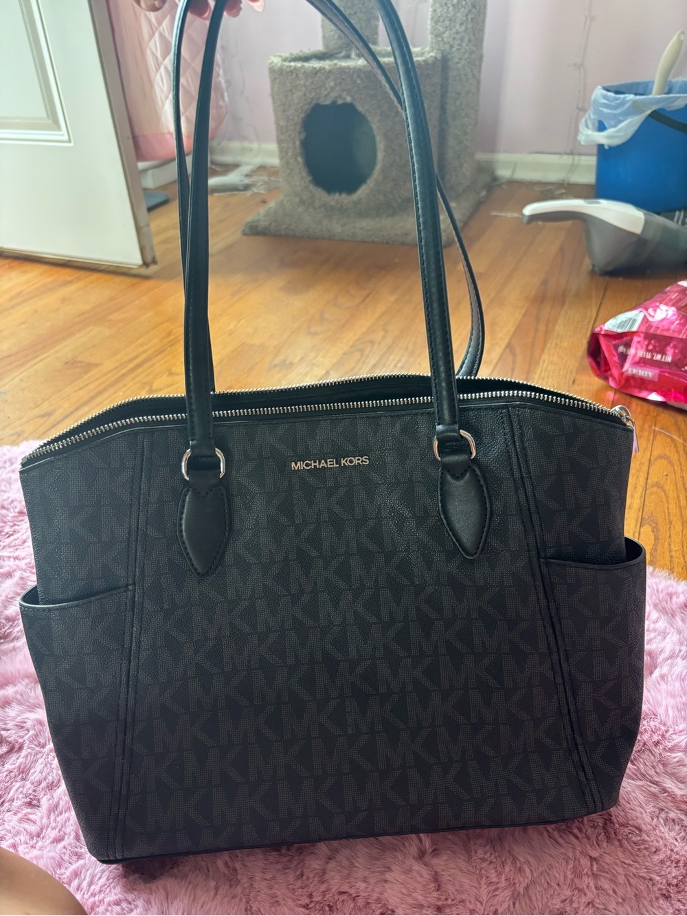 Michael Kors tote bag